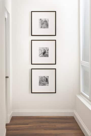 Kate and Laurel Black & Gold Wilbanks Picture Frames with Mat